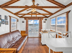 Aqua Lodge Tarpon Living Room